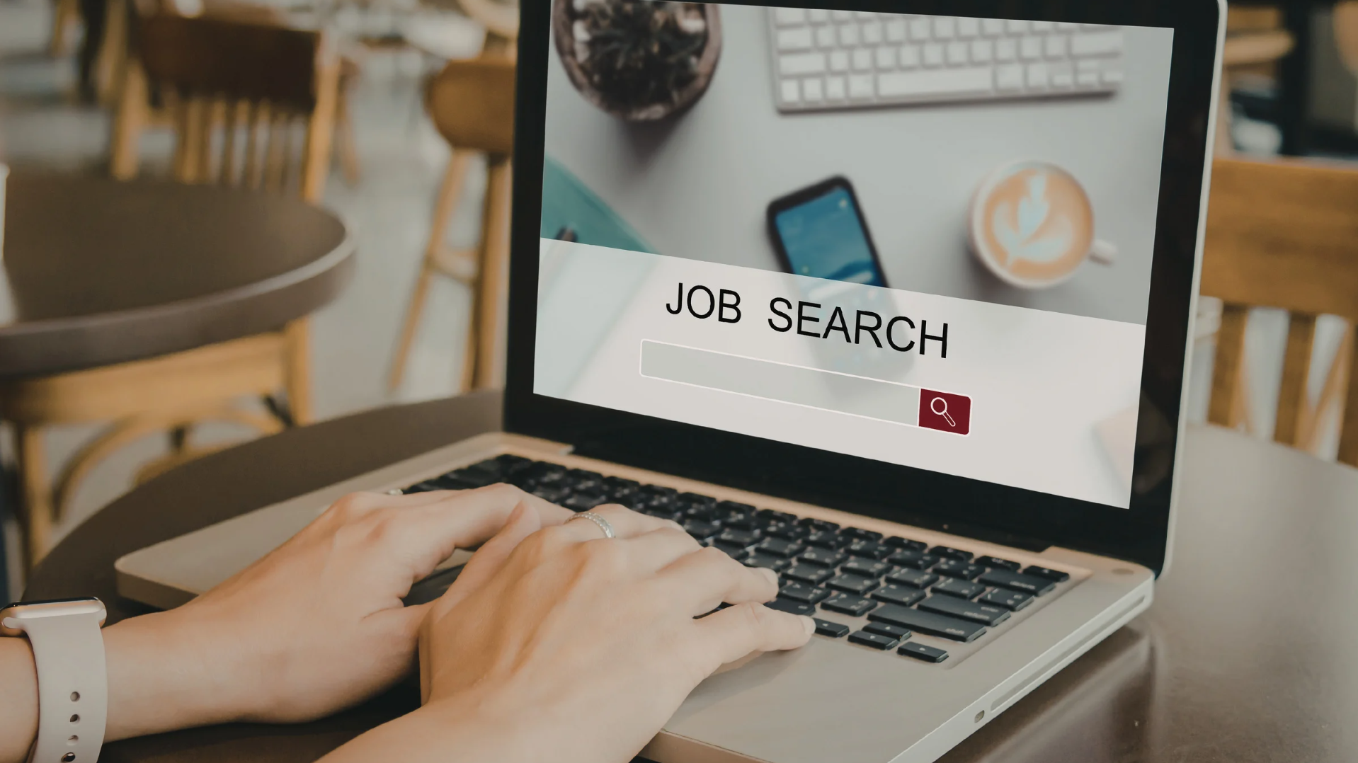How to Utilize LinkedIn Career Explorer for Job Transition?