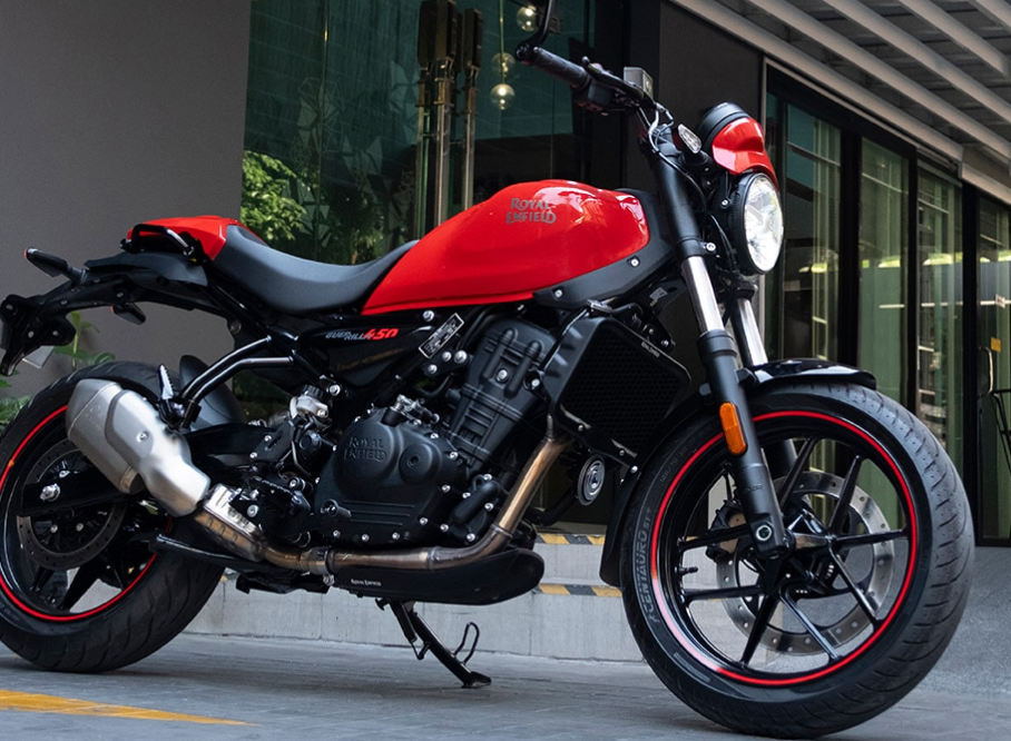 2026 Royal Enfield Guerrilla 450 Launched in India - Side View2