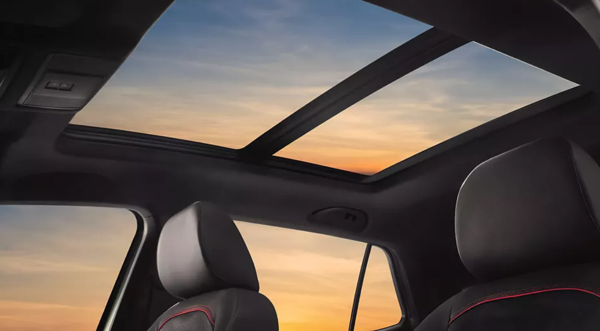 Volkswagen Taigun Facelift Launched in India- What’s New, What Changed, and Should You Consider It-Interior Sunroof