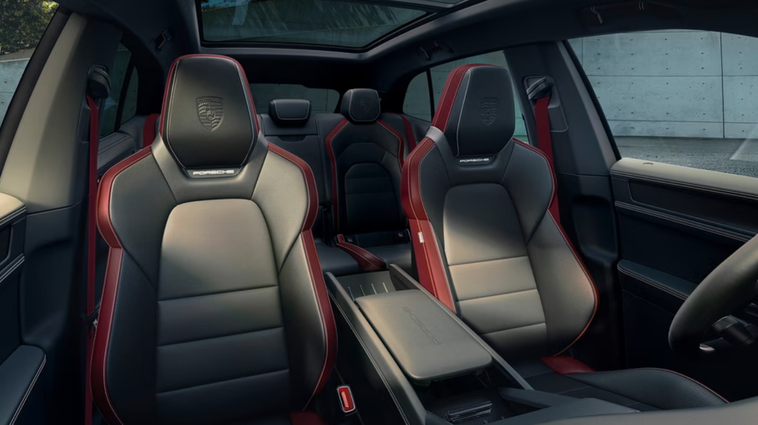 Porsche Cayenne Electric - Interior